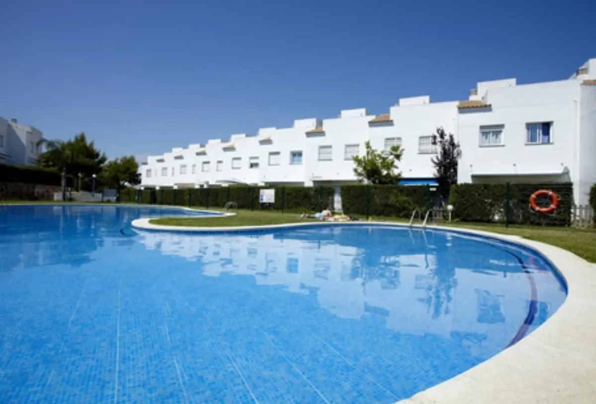 SunAndBed Cumbres Salou Сasa de vacaciones