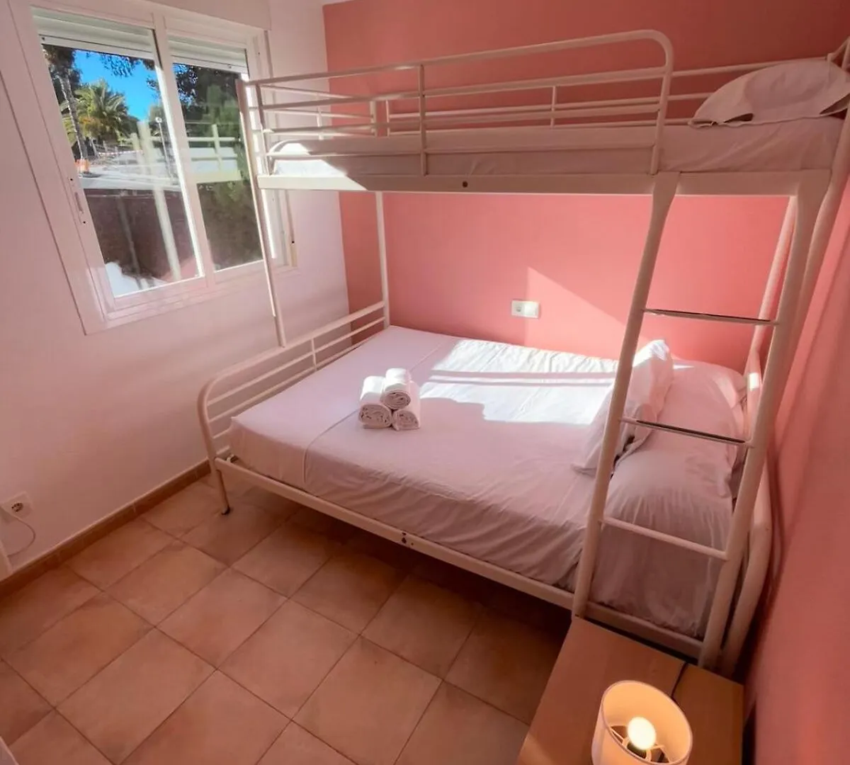 Sunandbed Cumbres Salou Holiday home