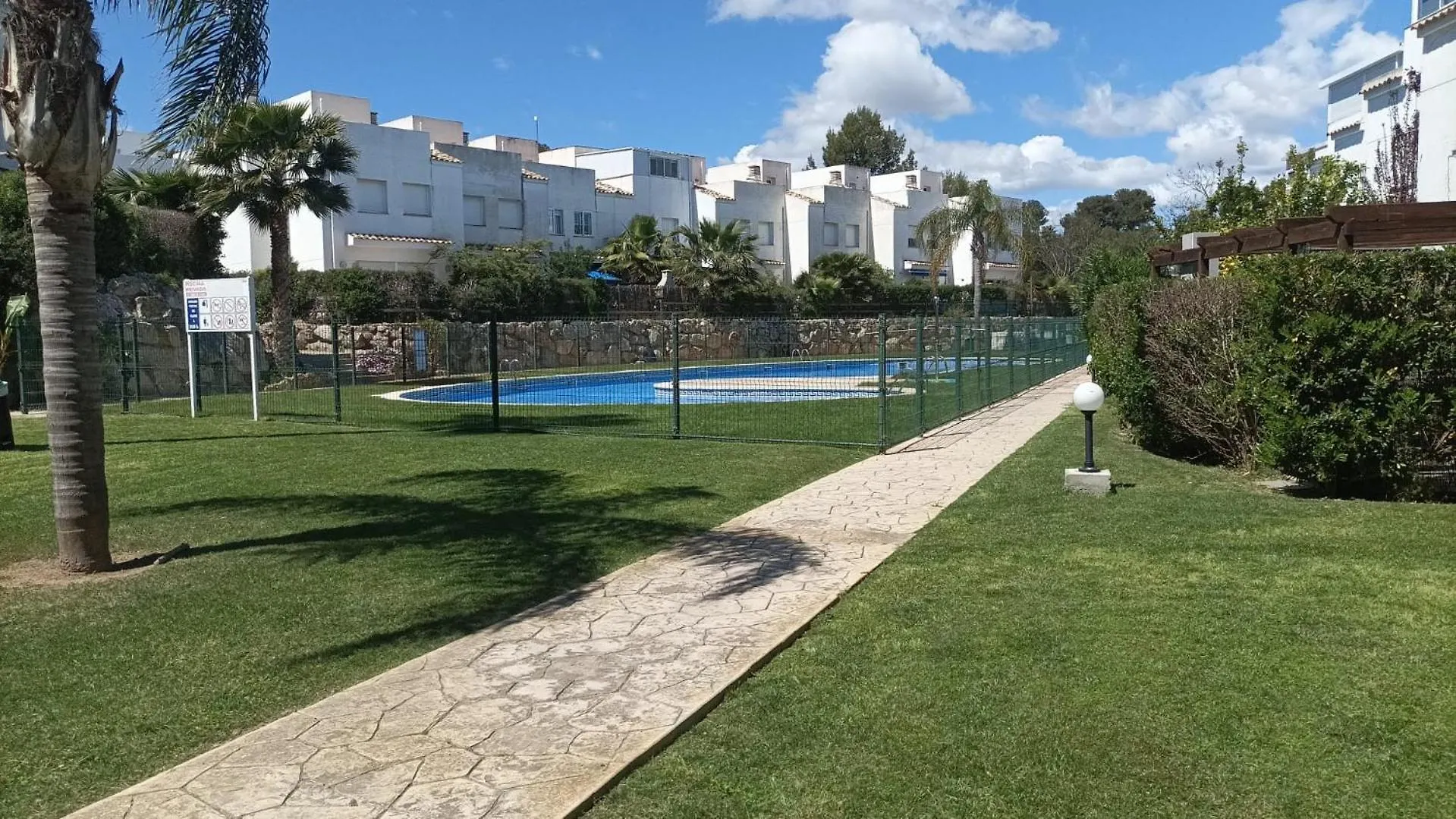 Sunandbed Cumbres Salou Spain