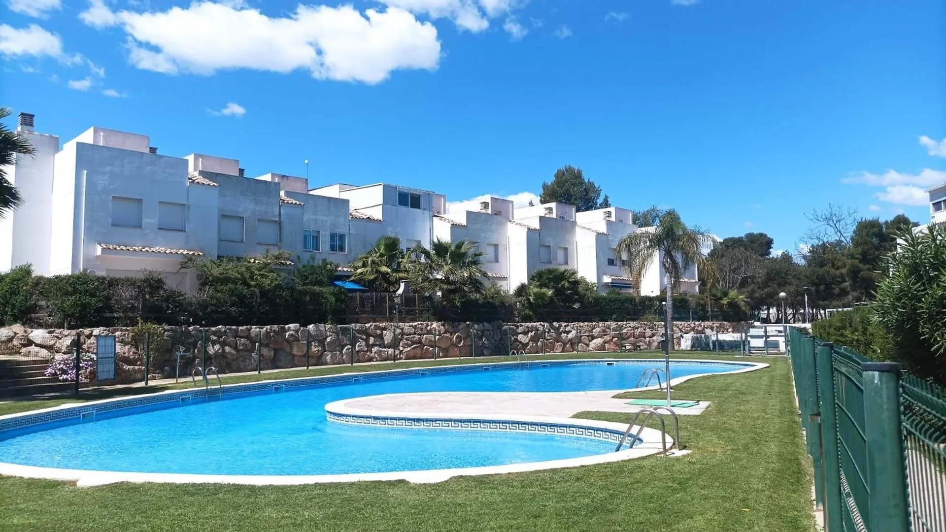 Sunandbed Cumbres סאלו